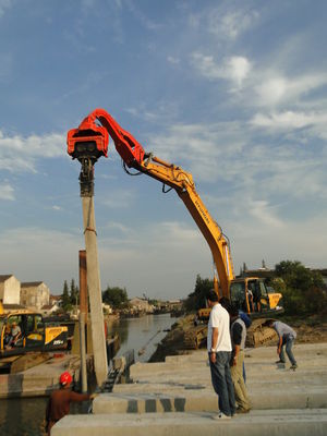 품질  TYSIM VS400 Excavator Hammer Mounted Pile Driver / Pile Driving Hammer 2.15t 공장