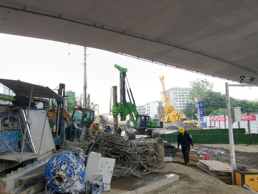 30미터 최대 항타 길이, ISUZU AA-6HK1XQP 엔진, 66 Kpa 지반 압력을 갖춘 중장비 건설용 중고 항타기