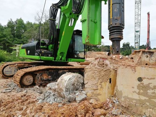 기초 유압 말뚝 박기 조작 직경 2500mm 깊이 54m