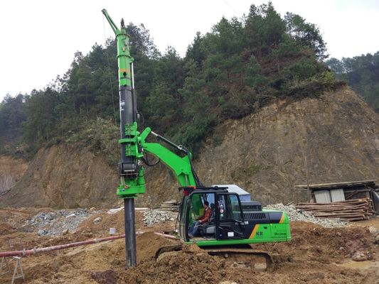 맥스를 축적하는 고속도로 공사 유압시추기. 드릴링 깊이 24m 맥스. 천공 직경 1200 밀리미터 고안정성 저비용