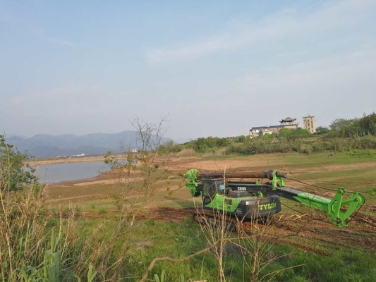 KR125A 회전식 유압 꿰뚫는 장비 125kN.M 43m 천공 깊이