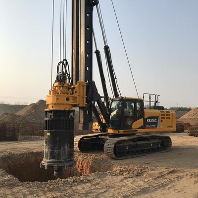 54m 드릴링 깊이와 2500mm 직경을 위한 320kN.m 토크를 갖춘 KR300C 로터리 파일링 장비 기계